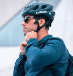 Catlike Kompact`O Allround Helmet -Ski Equipment KompactO Black Action