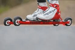 Swenor Skate Junior Aluminum Rollerskis 28 Swenor Skate Junior Aluminum Rollerskis -Ski Equipment junior skate feet 55f48f72 7dbe 4c74 8369 028d5f374904